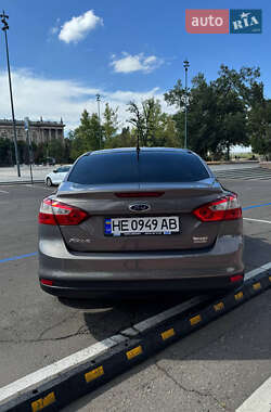Седан Ford Focus 2013 в 