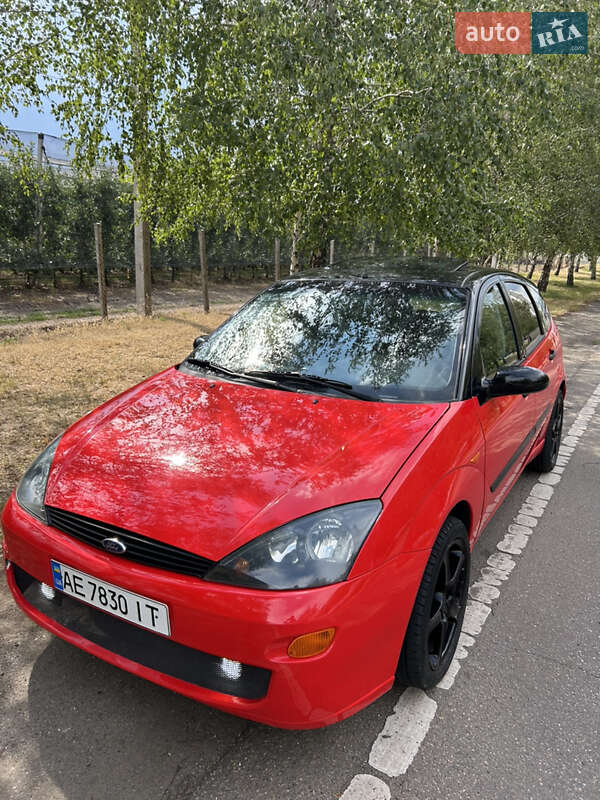 Ford Focus 2000