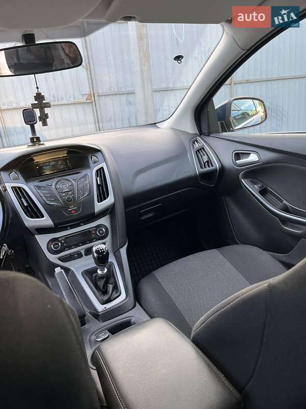 Хэтчбек Ford Focus 2014 в Одессе