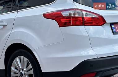 Универсал Ford Focus 2013 в 