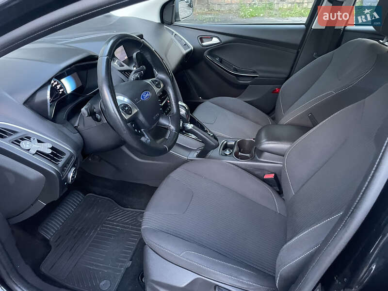 Хэтчбек Ford Focus 2013 в Киеве