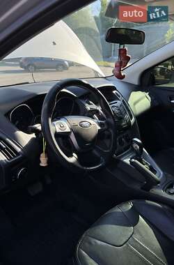 Седан Ford Focus 2013 в 