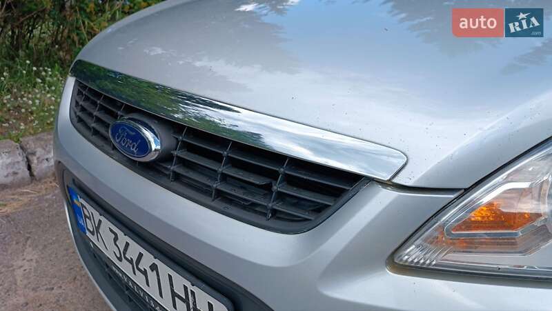 Універсал Ford Focus 2010 в Сарнах