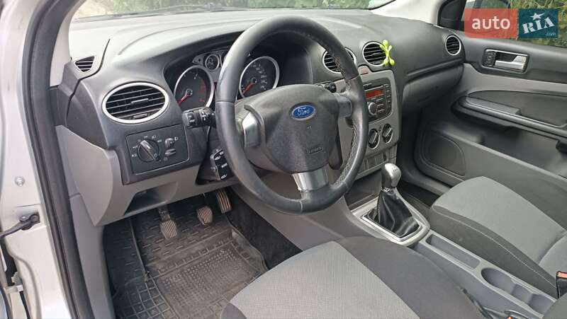 Універсал Ford Focus 2010 в Сарнах
