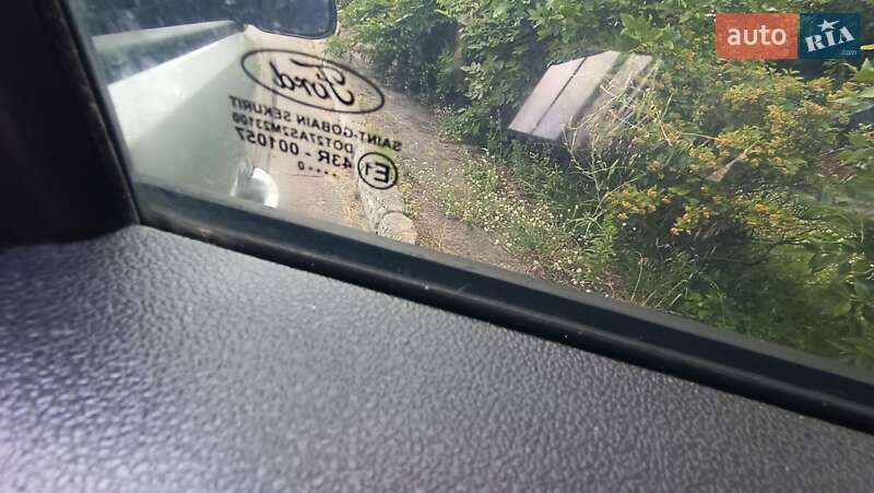 Універсал Ford Focus 2010 в Сарнах