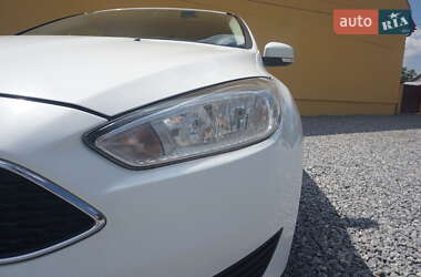 Седан Ford Focus 2018 в 