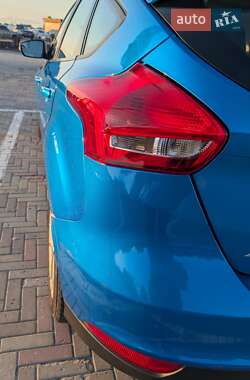Хэтчбек Ford Focus 2016 в 