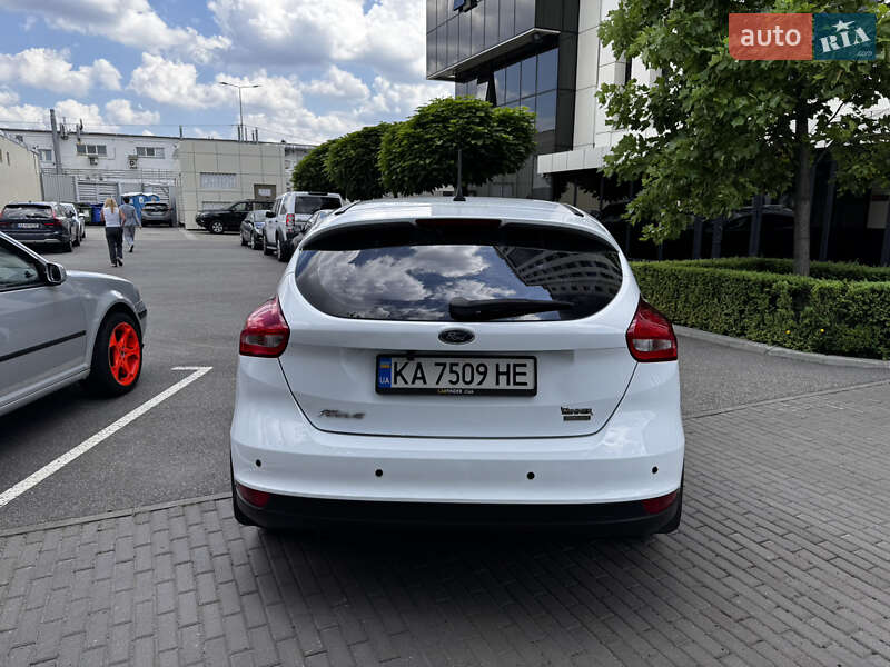 Хэтчбек Ford Focus 2017 в Киеве
