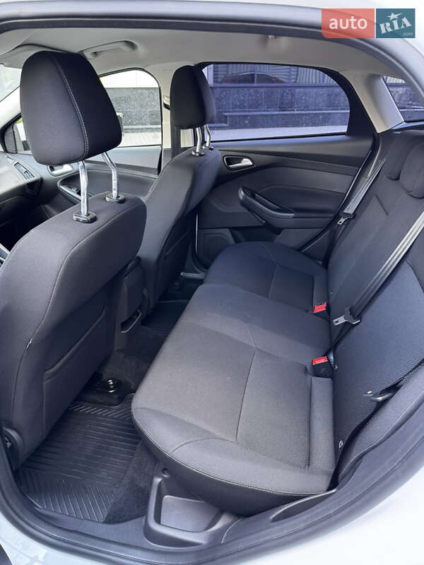 Хэтчбек Ford Focus 2017 в Киеве