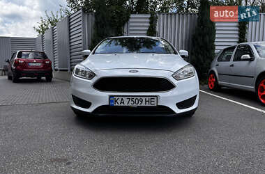 Хетчбек Ford Focus 2017 в 