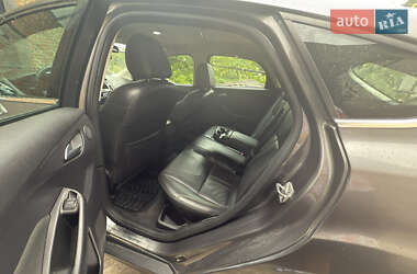 Хэтчбек Ford Focus 2014 в 