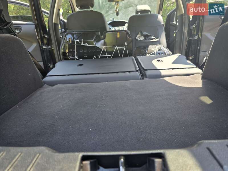 Хэтчбек Ford Focus 2011 в Полтаве фото 30 Хэтчбек Ford Focus 2011 в Полтаве