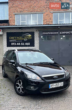 Универсал Ford Focus 2010 в 