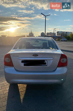 Седан Ford Focus 2008 в 
