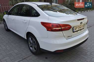 Седан Ford Focus 2017 в 