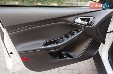 Седан Ford Focus 2017 в 