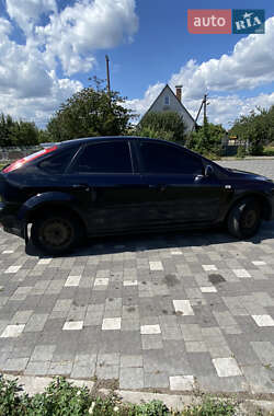 Хэтчбек Ford Focus 2007 в 