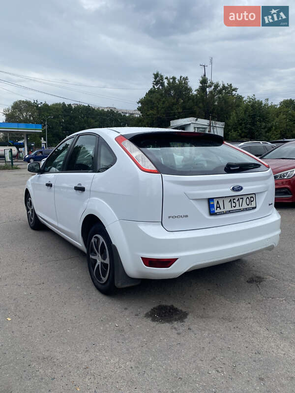 Хетчбек Ford Focus 2010 в Полтаві