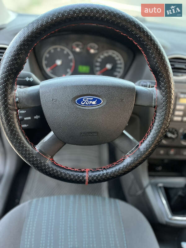 Хетчбек Ford Focus 2005 в Миколаєві