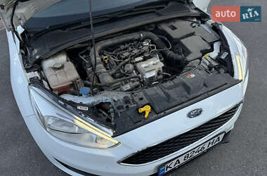 Хэтчбек Ford Focus 2017 в 