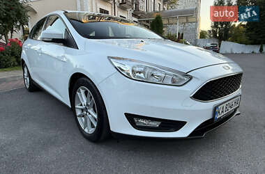 Хэтчбек Ford Focus 2017 в 
