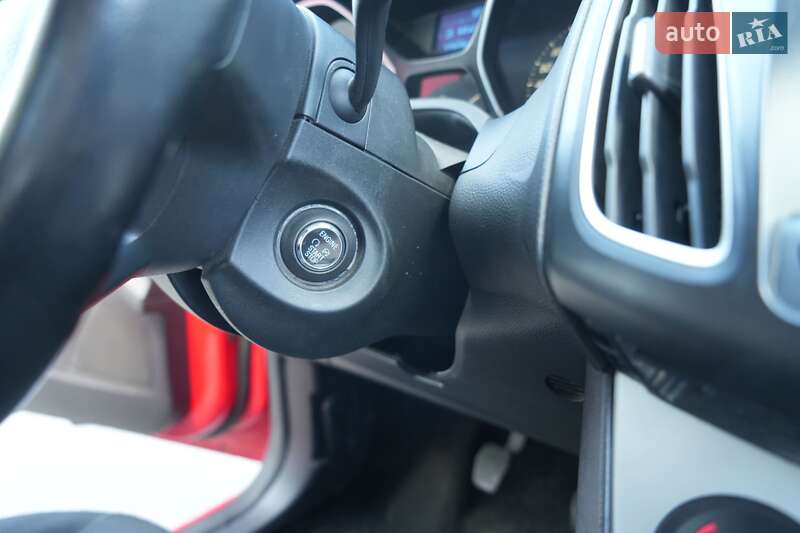 Хетчбек Ford Focus 2012 в Києві