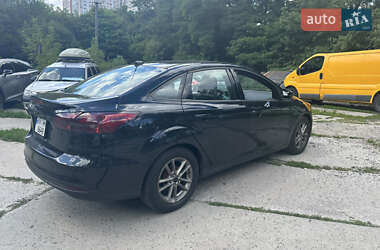 Седан Ford Focus 2016 в 