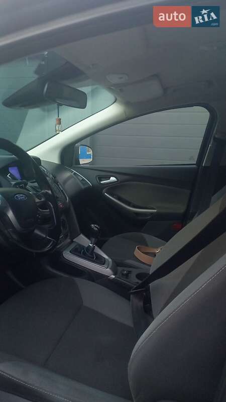 Універсал Ford Focus 2011 в Сарнах