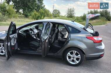 Седан Ford Focus 2014 в 
