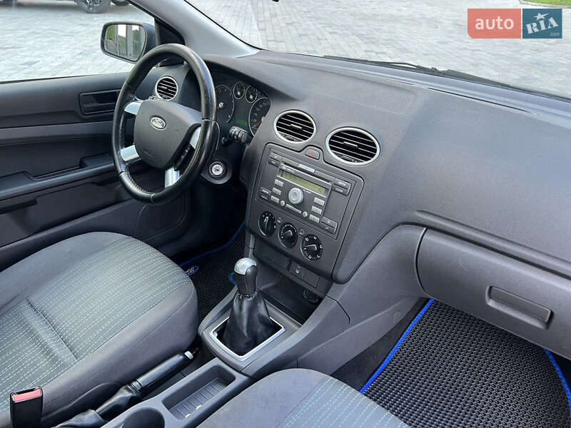 Универсал Ford Focus 2005 в Ровно