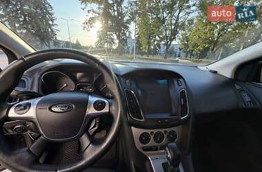 Седан Ford Focus 2013 в 