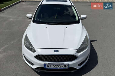 Седан Ford Focus 2015 в 