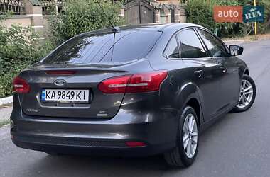 Седан Ford Focus 2018 в 
