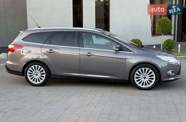 Универсал Ford Focus 2012 в 