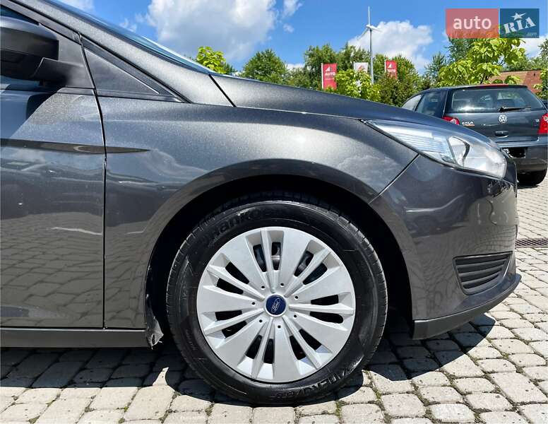 Хэтчбек Ford Focus 2017 в Львове