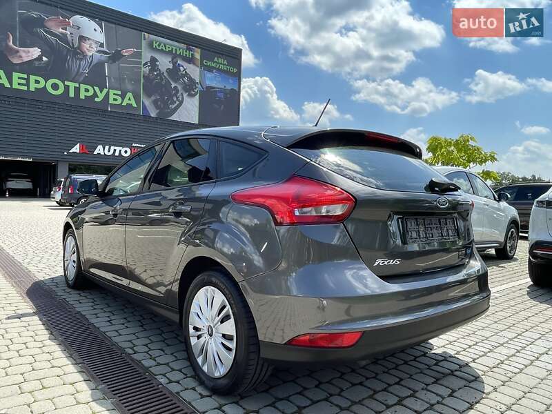 Хэтчбек Ford Focus 2017 в Львове