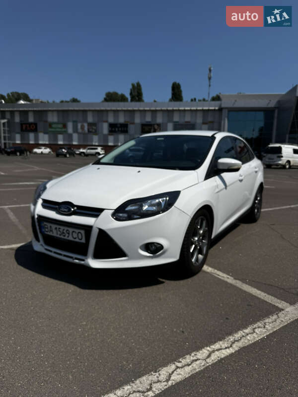 Седан Ford Focus 2013 в 