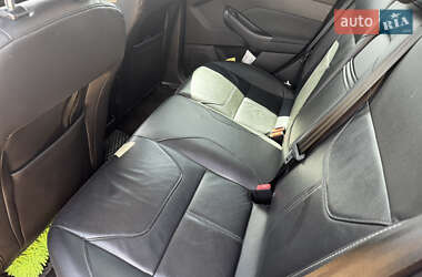 Седан Ford Focus 2015 в 
