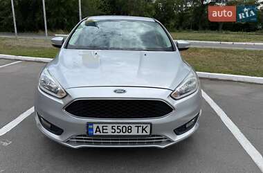 Седан Ford Focus 2015 в Дніпрі