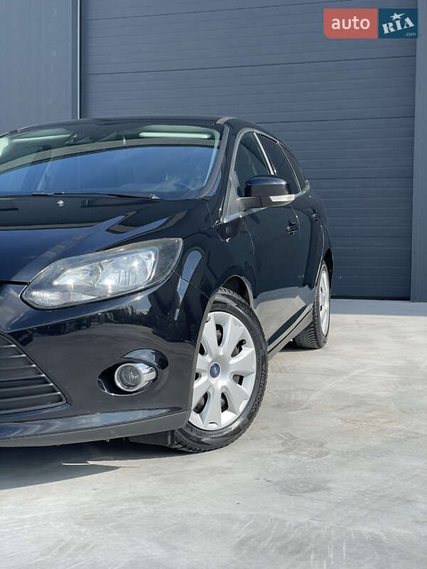 Универсал Ford Focus 2012 в Дубно