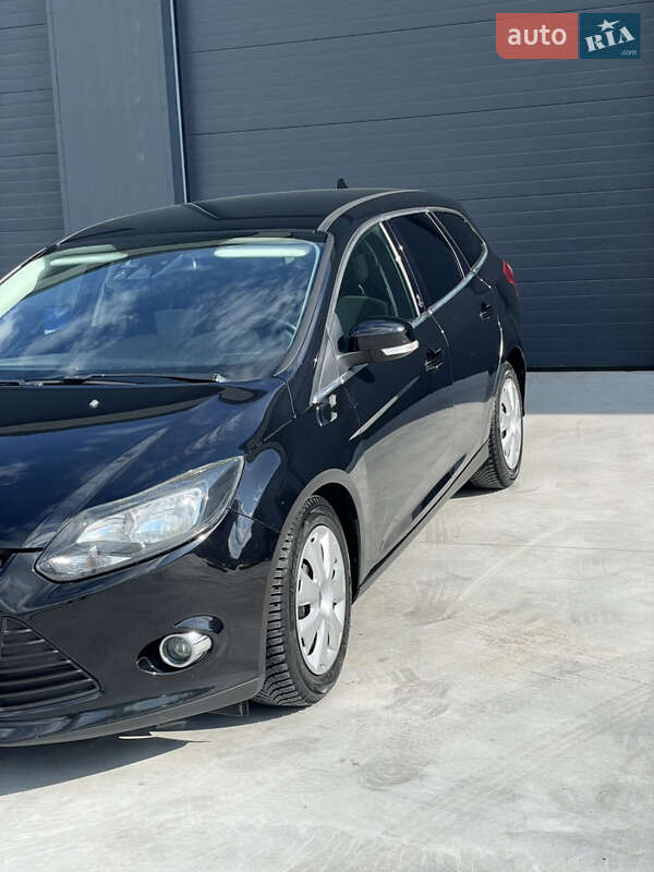 Универсал Ford Focus 2012 в Дубно