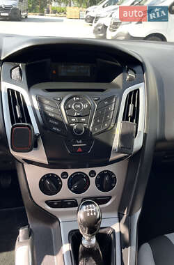 Универсал Ford Focus 2012 в 