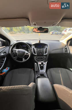 Универсал Ford Focus 2013 в 