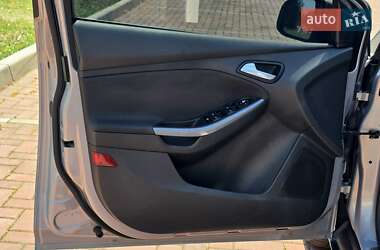 Универсал Ford Focus 2012 в 