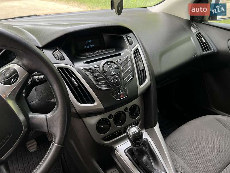 Хэтчбек Ford Focus 2013 в Ахтырке фото 8 Хэтчбек Ford Focus 2013 в Ахтырке