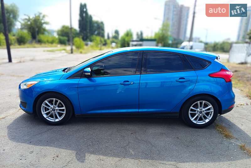 Хэтчбек Ford Focus 2016 в Киеве