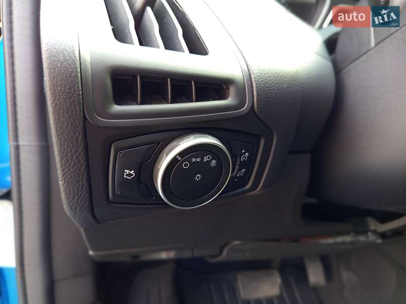 Хэтчбек Ford Focus 2016 в Киеве