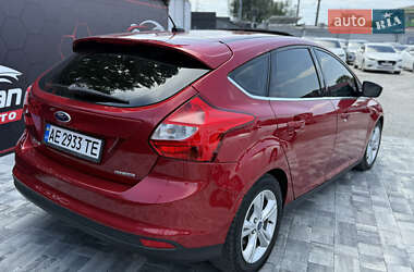 Хетчбек Ford Focus 2012 в 
