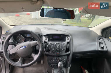 Седан Ford Focus 2011 в 