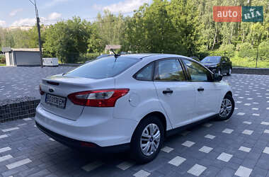 Седан Ford Focus 2014 в 